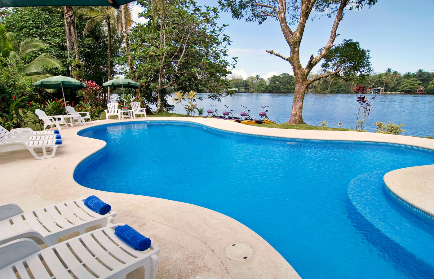 Manatus Hotel Tortuguero Costa Rica