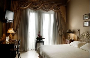Mansion-del-Rio-Room-RSZ