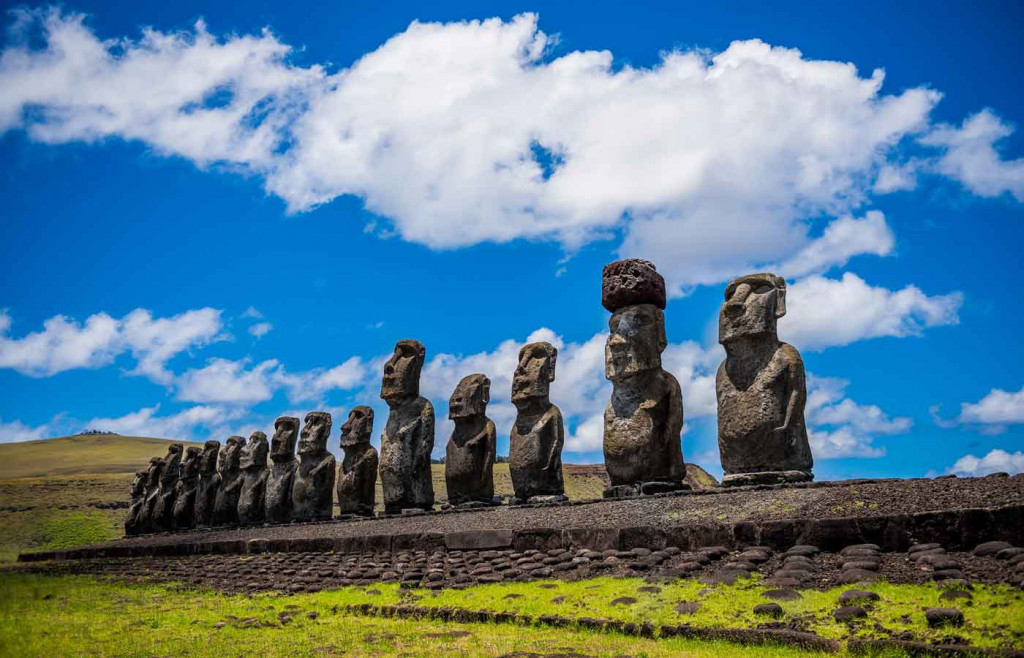 Archaeological sites, the moai, Rapa Nui, Easter Island, in Chile