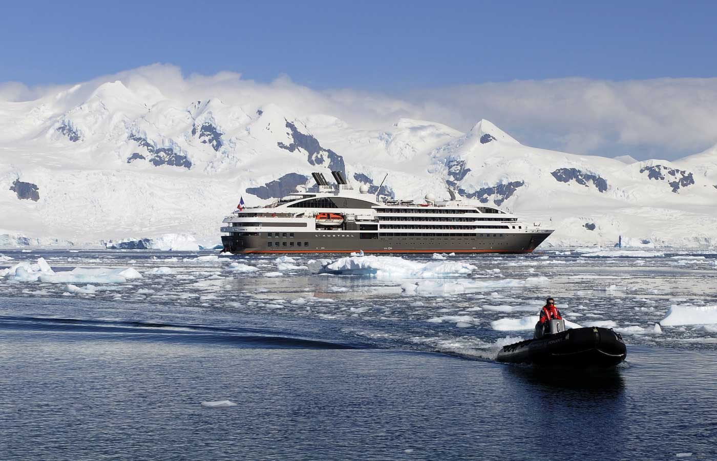 cruise ship to antarctica from australia