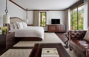 A light and airy suite at the Four Seasons Casa Medina