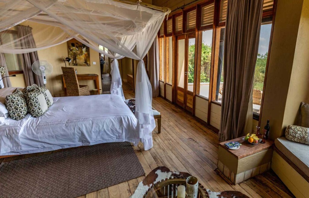 Kyambura Gorge Lodge, Queen Elizabeth National Park, Uganda