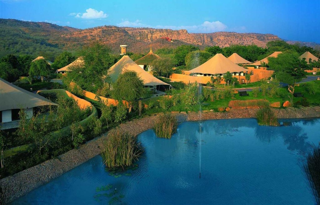Overview, The Oberoi Vanyavilas Wildlife Resort, Rajasthan, India